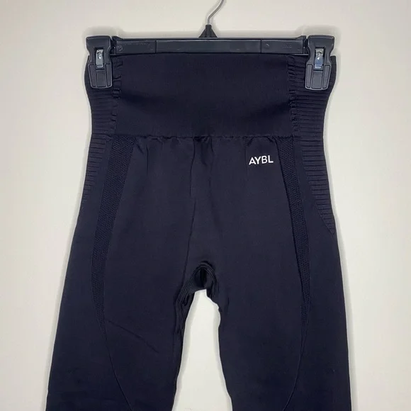 AYBL Black Seamless‎ Leggings, M - Picture 4 of 14